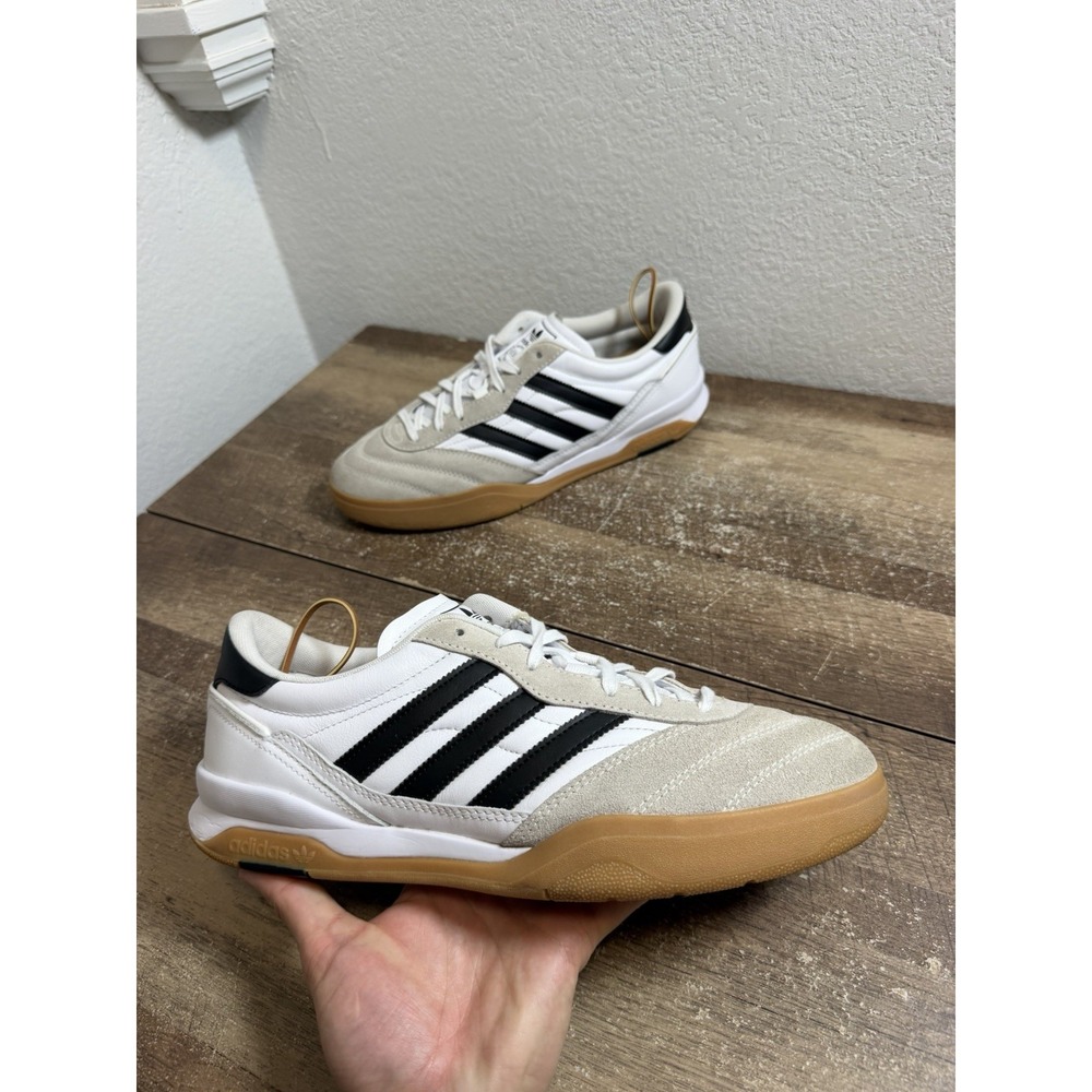 Adidas Predator Mundial SAMPLE Mens Size 11 Sneakers White Black Gum JH9493